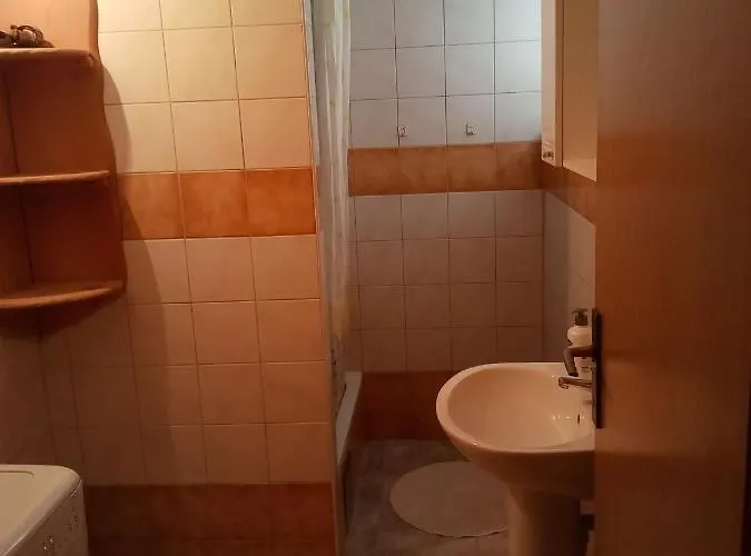 Kuca Za Odmor Katy 度假居 *